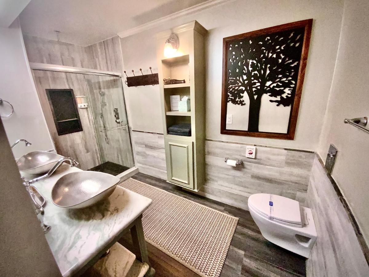 Villa With 8 Bedrooms And Heated Swimming Pool Houston Kültér fotó